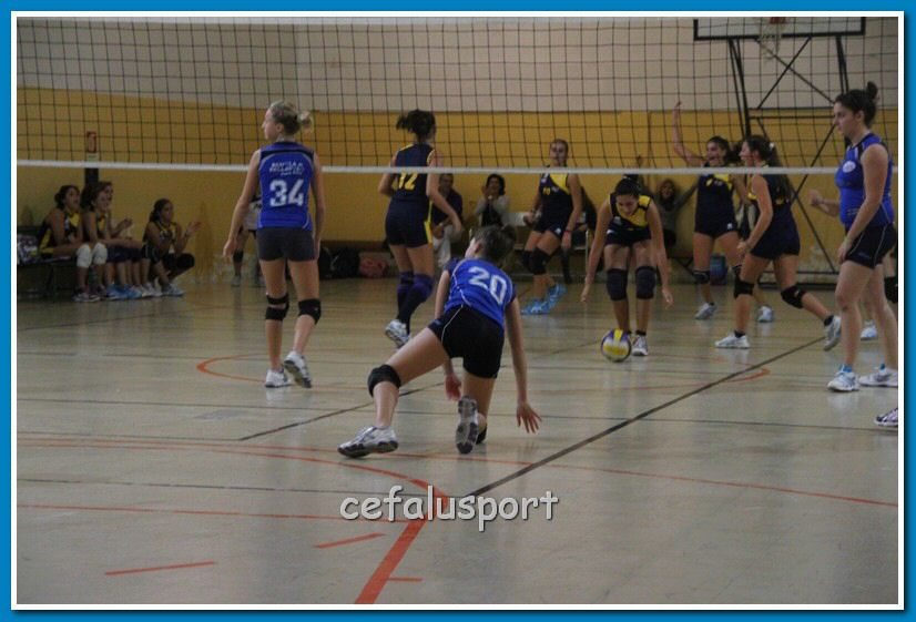 121144 volley 079_tn.jpg